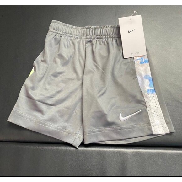 NWT Nike Athletic Set Boys Size 3T - Picture 3 of 3